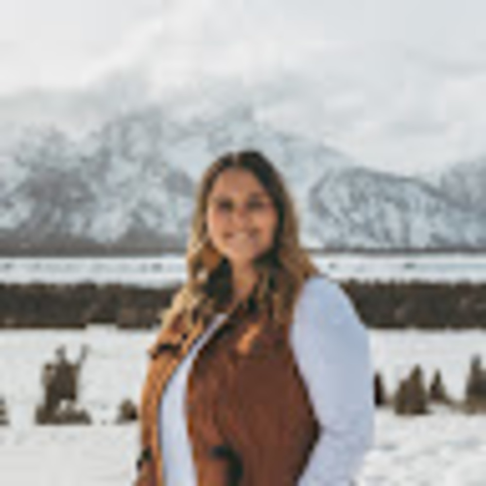 Meet your Posher, Abi